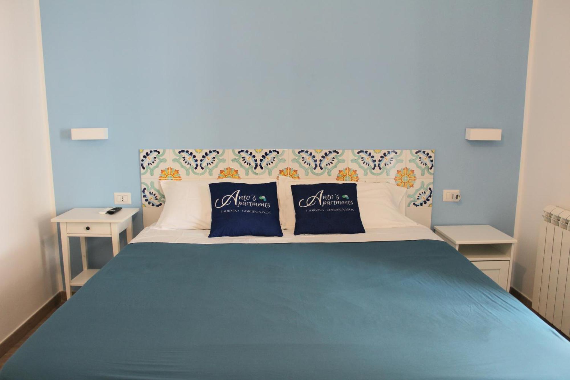 Anto'S Apartment - Giardini Naxos Εξωτερικό φωτογραφία